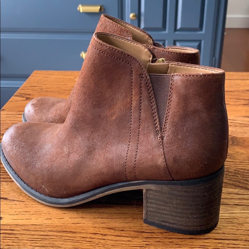 Brown bootie